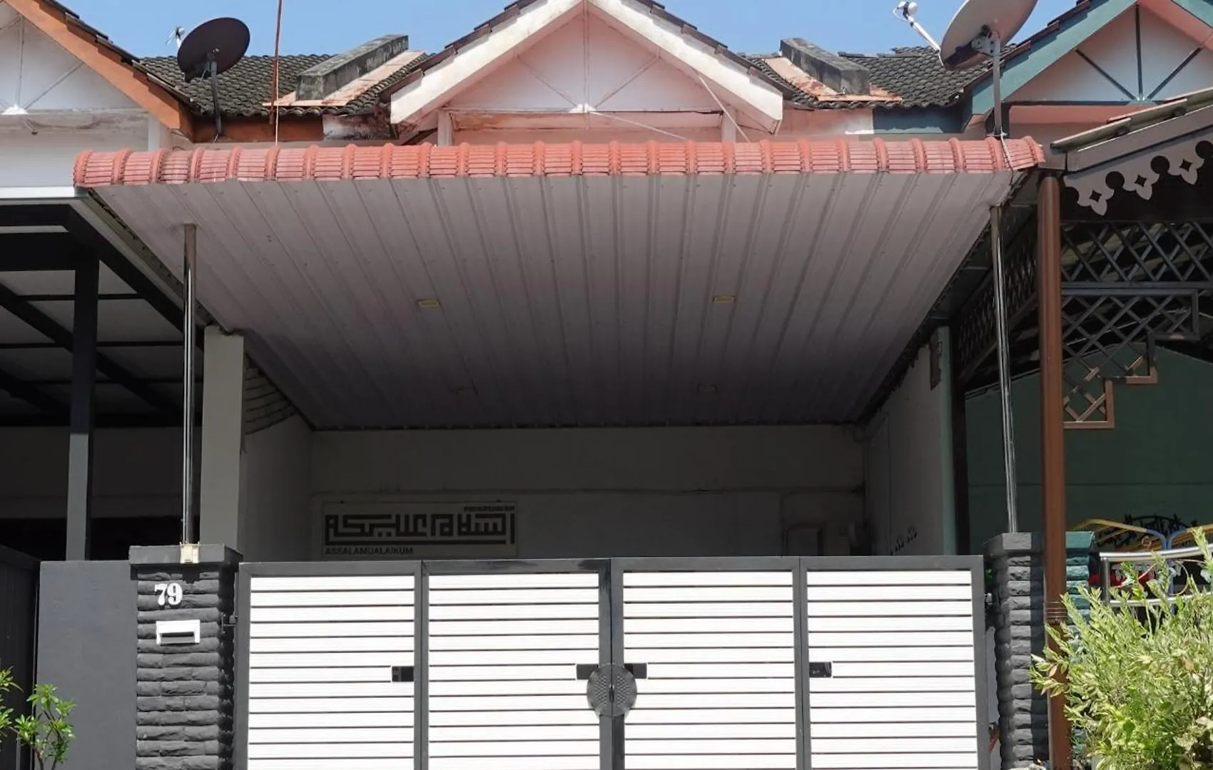 Feriehus Manmai Homestay Mesra Solat Double Storey Nibung Tebal